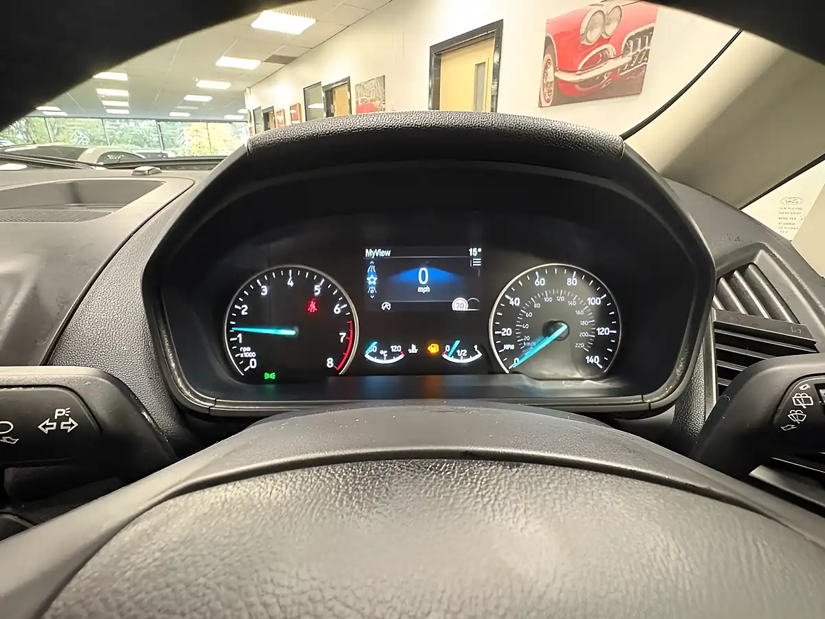 Used 2022 Ford Ecosport Titanium Desert Island Blue - Interior and Exterior details 18