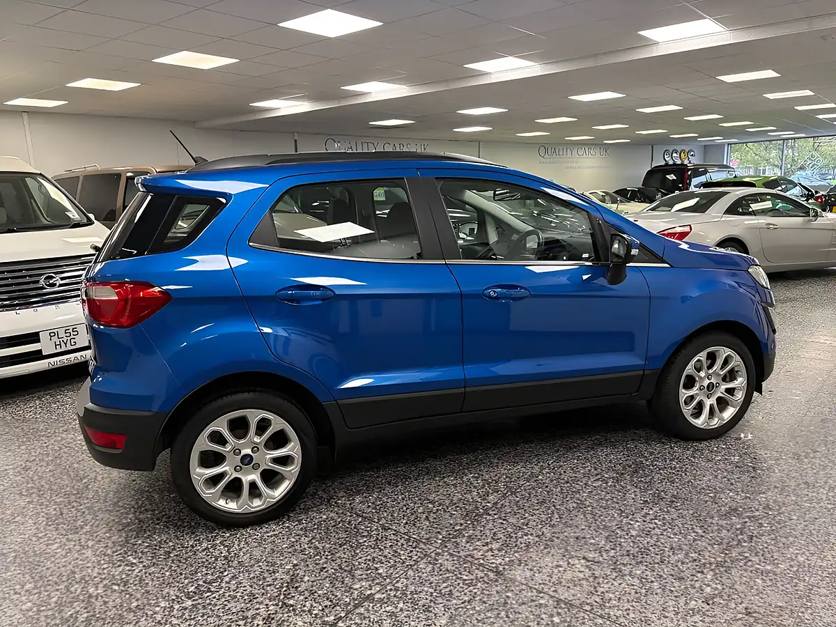Used 2022 Ford Ecosport Titanium Desert Island Blue - Interior and Exterior details 8