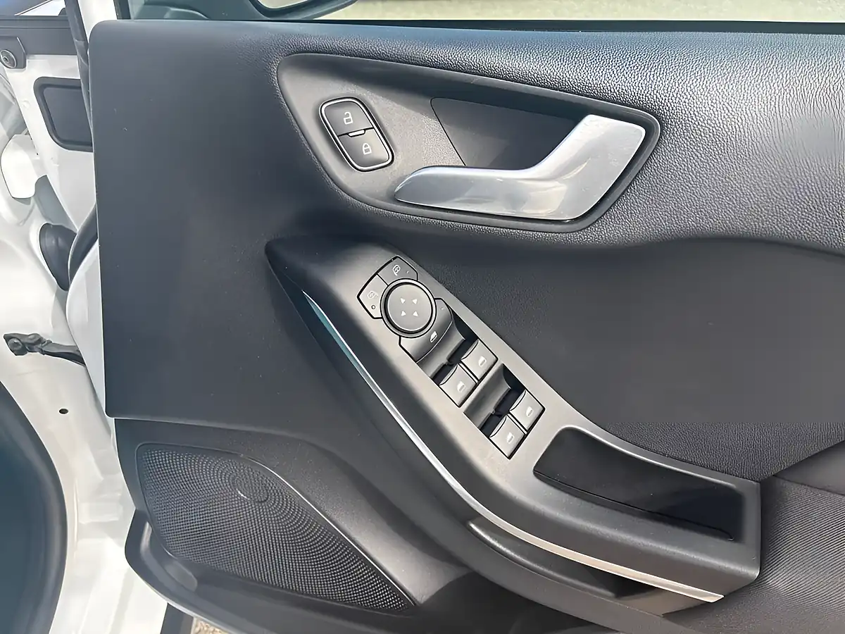 Used 2022 Ford Fiesta Active Frozen White - Interior and Exterior details 20