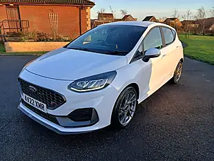 Used 2022 Ford Fiesta ST-2 White - Interior and Exterior details 10