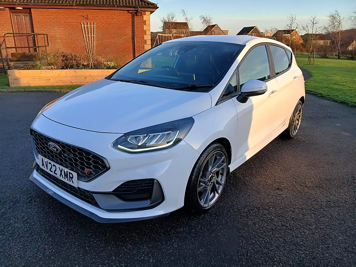 Used 2022 Ford Fiesta ST-2 White - Interior and Exterior details 10