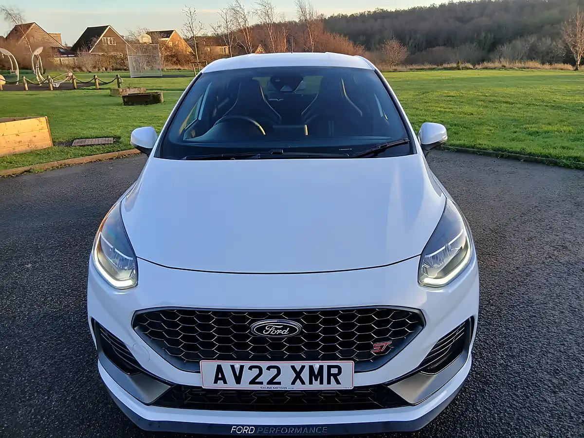 Used 2022 Ford Fiesta ST-2 White - Interior and Exterior details 9