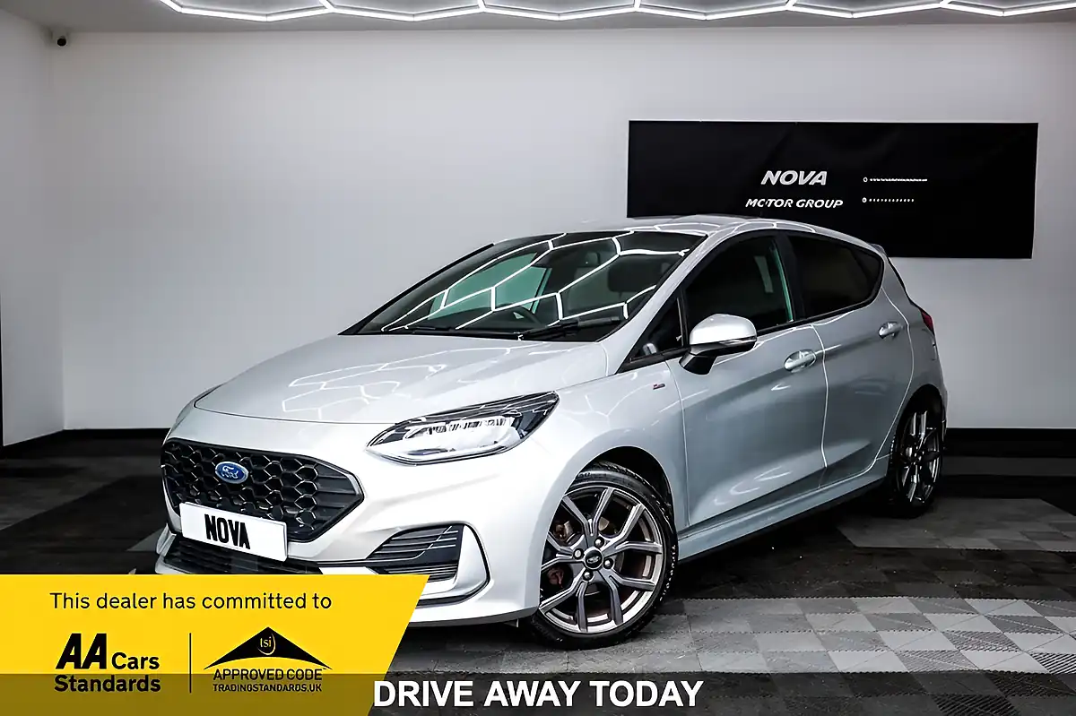 Used 2022 Ford Fiesta ST-Line Silver - Front View