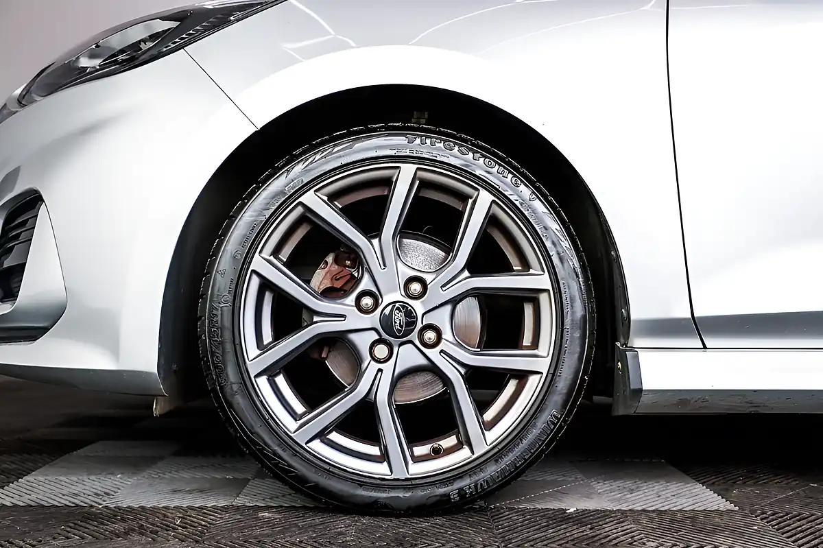 Used 2022 Ford Fiesta ST-Line Silver - Interior and Exterior details 11
