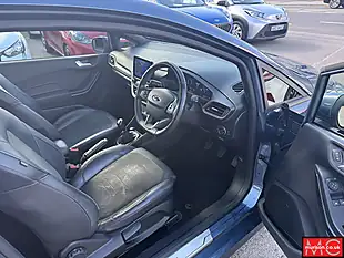 Used 2022 Ford Fiesta ST-Line Vignale Chrome Blue - Interior and Exterior details 17