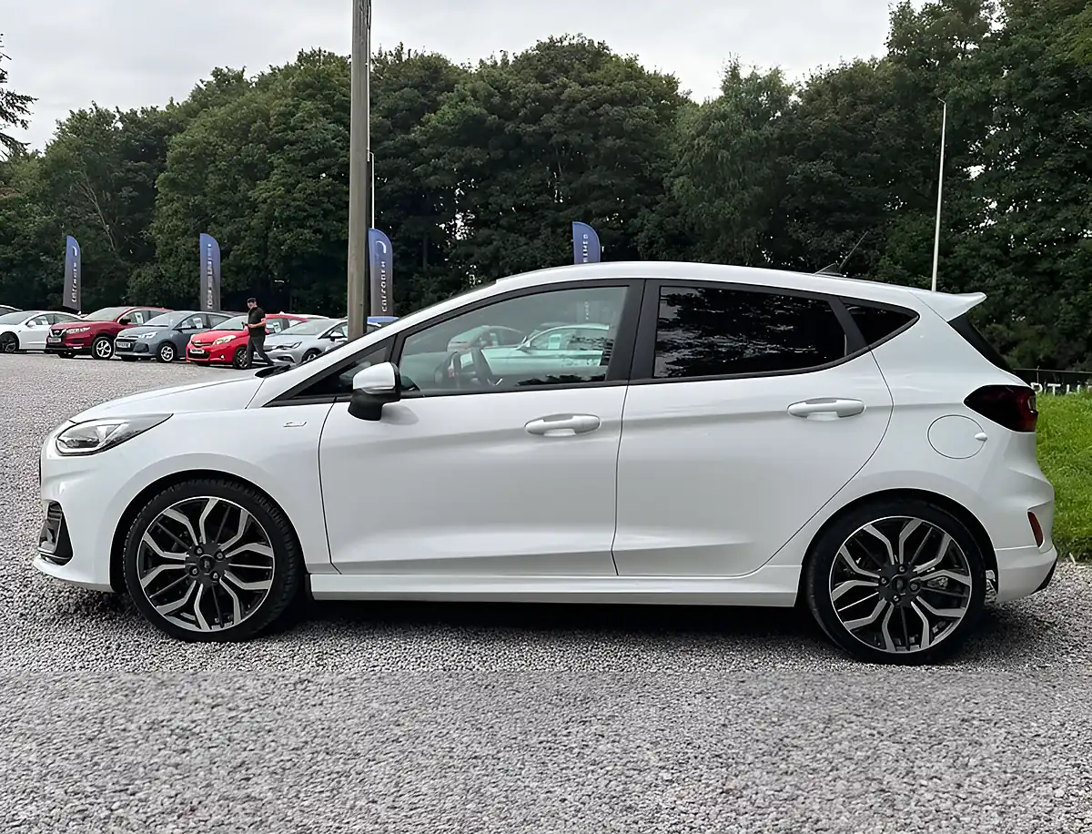 Used 2022 Ford Fiesta ST-Line Vignale Frozen White - Interior and Exterior details 6