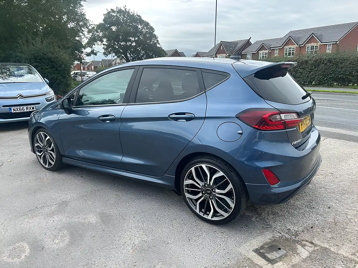 Used 2022 Ford Fiesta ST-Line X Blue - Interior and Exterior details 8