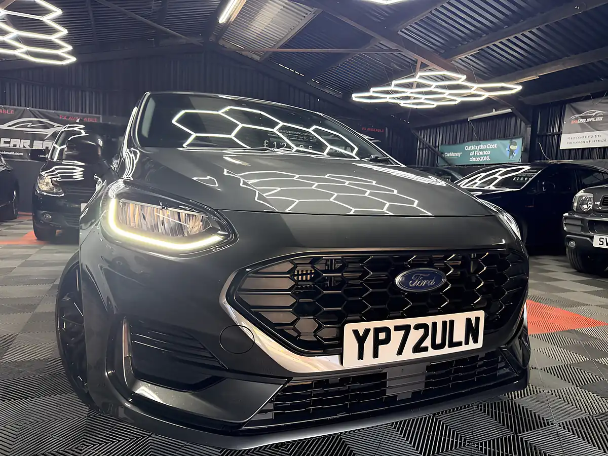 Used 2022 Ford Fiesta ST-Line X Grey - Front View