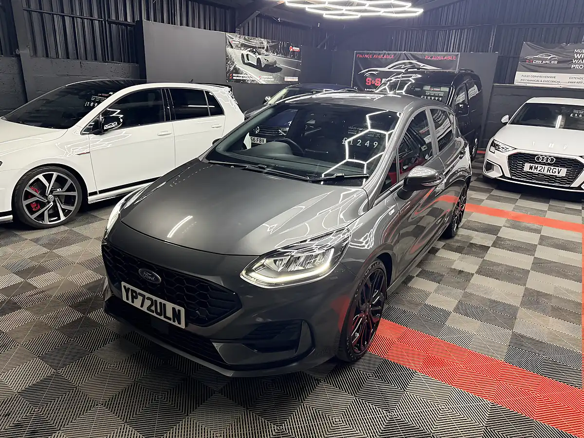 Used 2022 Ford Fiesta ST-Line X Grey - Interior and Exterior details 13