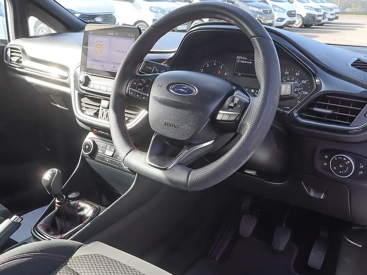 Used 2022 Ford Fiesta Van Sport Van Frozen White - Interior and Exterior details 18