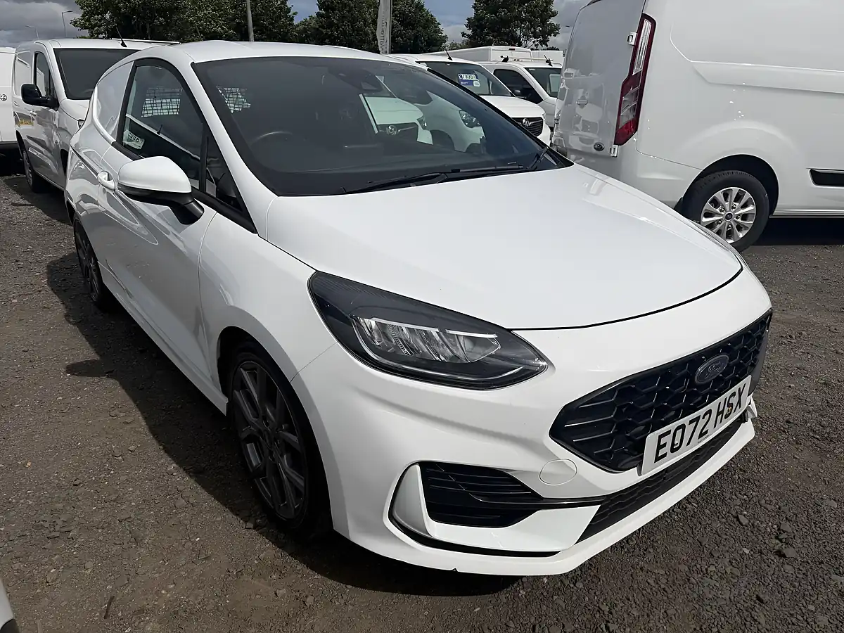 Used 2022 Ford Fiesta Van Sport White - Front View