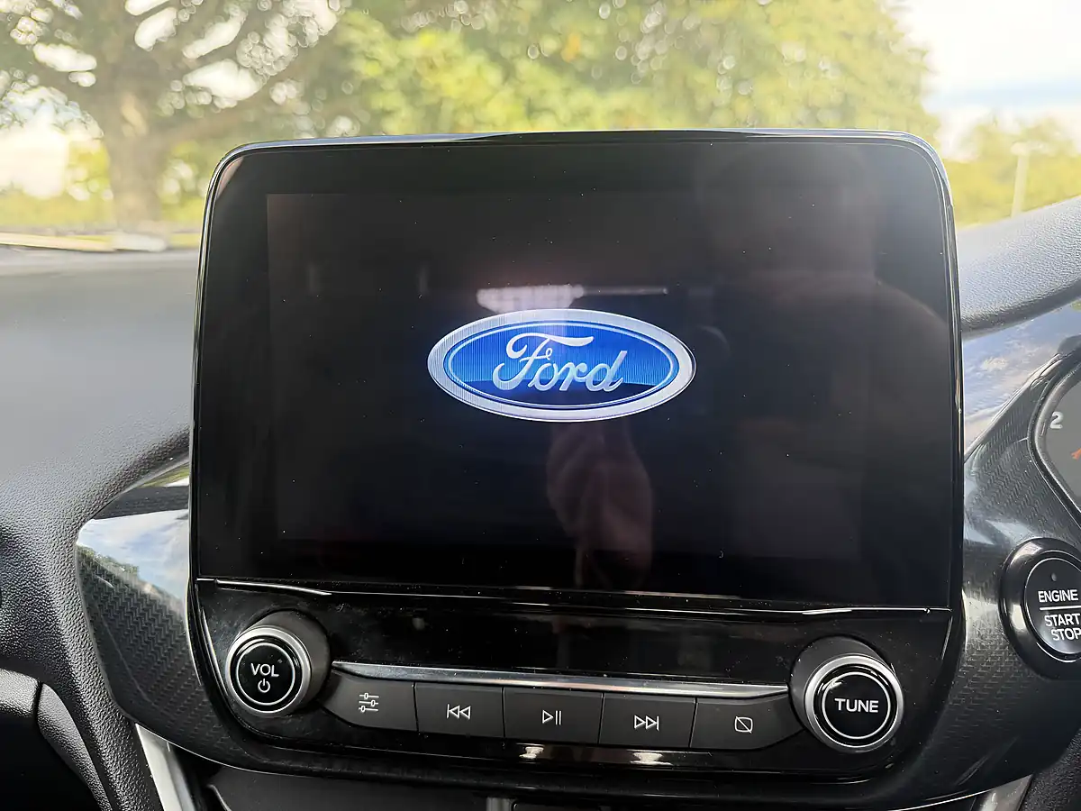 Used 2022 Ford Fiesta Van Sport White - Interior and Exterior details 15