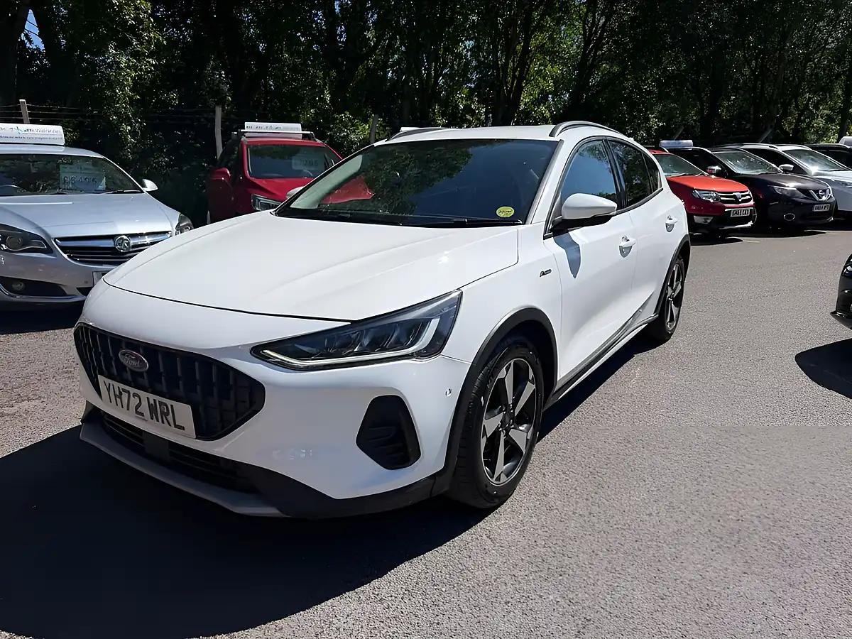 Used 2022 Ford Focus Active Style White - Interior and Exterior details 2