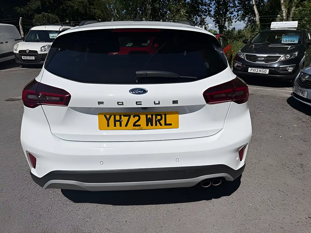 Used 2022 Ford Focus Active Style White - Interior and Exterior details 5