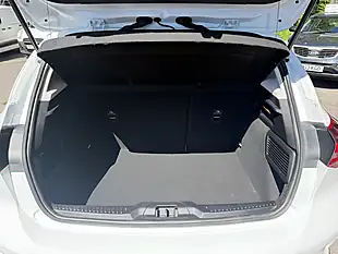 Used 2022 Ford Focus Active Style White - Interior and Exterior details 9