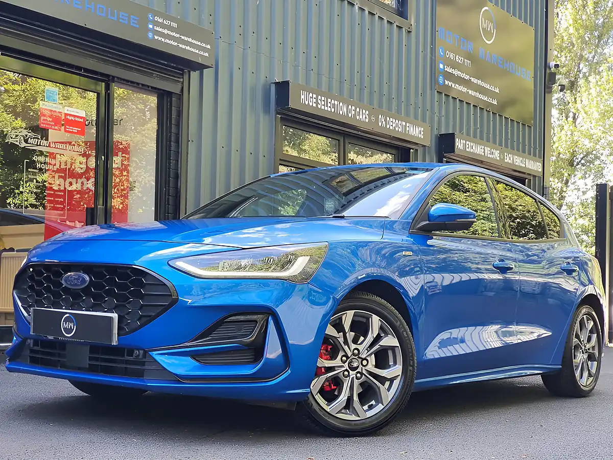 Used 2022 Ford Focus ST-Line Style Desert Island Blue - Front View