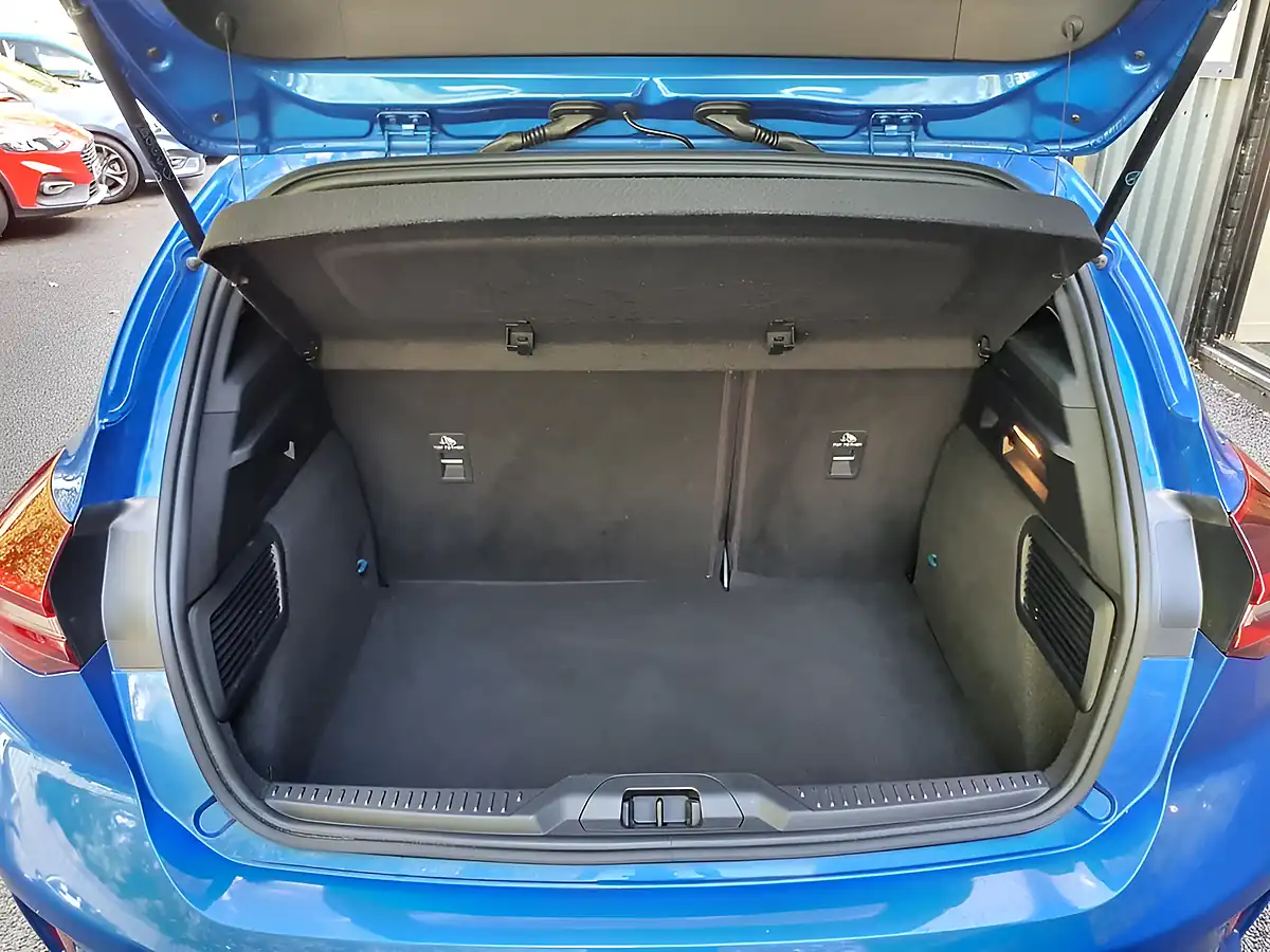 Used 2022 Ford Focus ST-Line Style Desert Island Blue - Interior and Exterior details 13