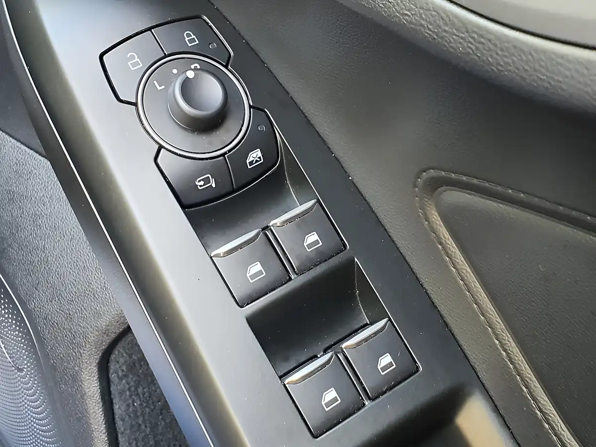 Used 2022 Ford Focus ST-Line Style Desert Island Blue - Interior and Exterior details 16