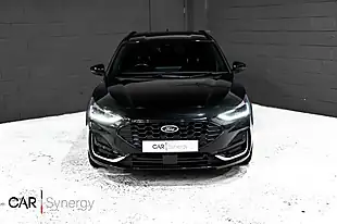 Used 2022 Ford Focus ST-Line Vignale Black - Interior and Exterior details 4