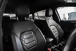 Used 2022 Ford Focus ST-Line Vignale Black - Interior and Exterior details 9