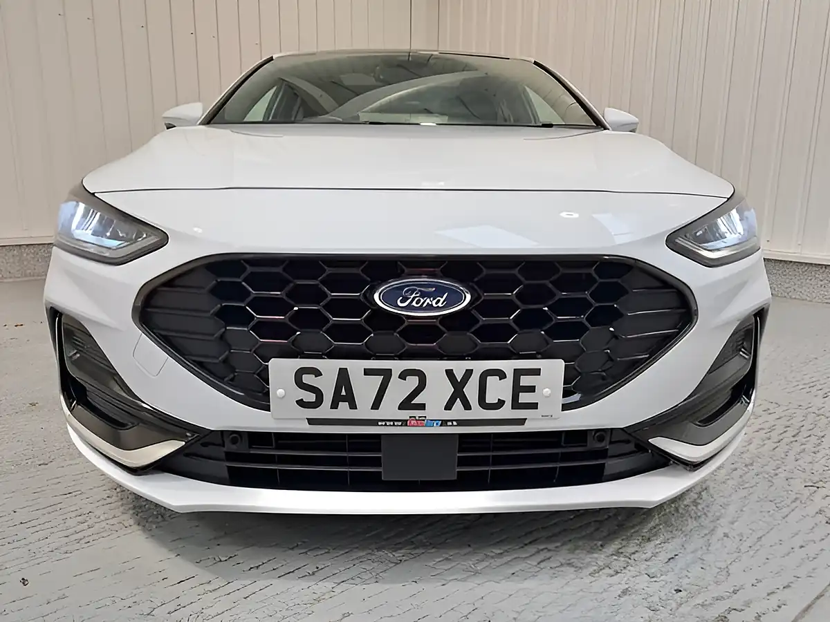 Used 2022 Ford Focus ST-Line Vignale Frozen White - Interior and Exterior details 2