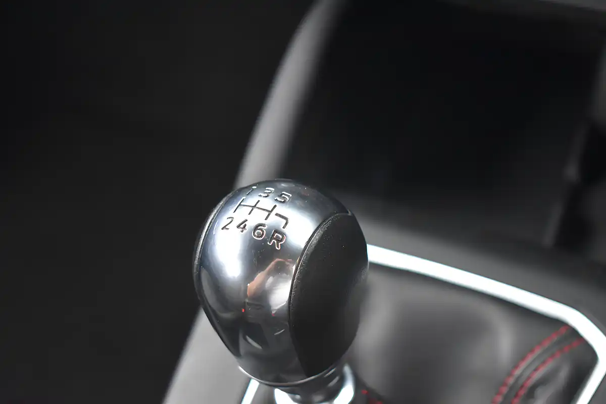 Used 2022 Ford Focus ST-Line Vignale Magnetic Grey - Interior and Exterior details 19