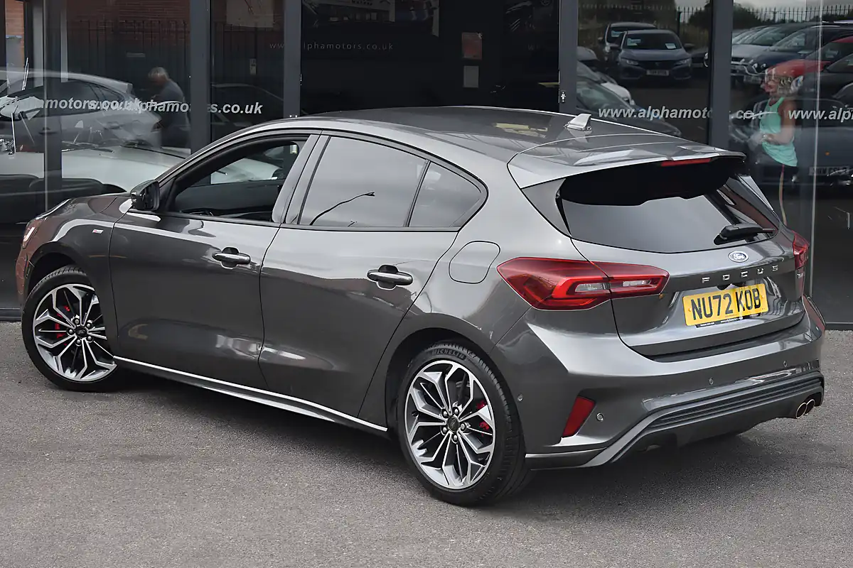 Used 2022 Ford Focus ST-Line Vignale Magnetic Grey - Interior and Exterior details 2