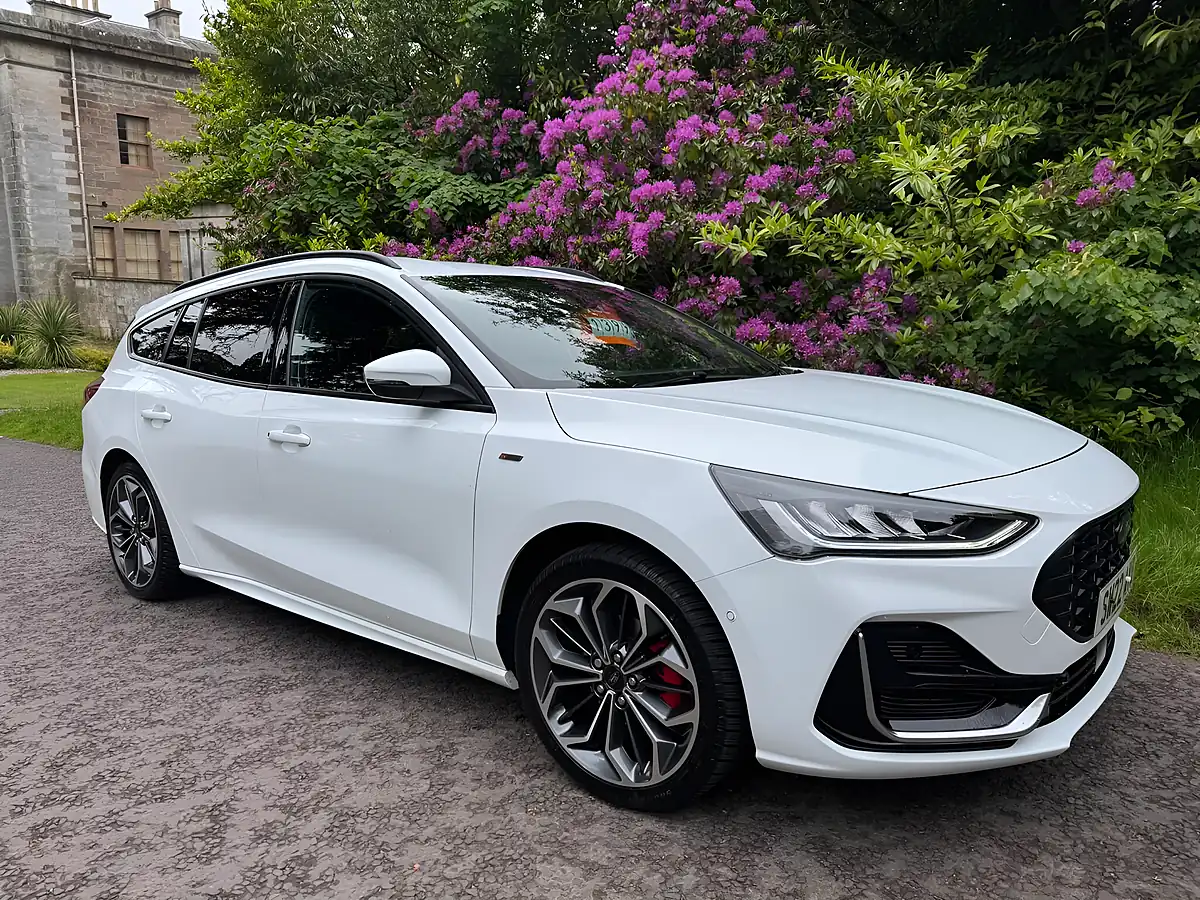 Used 2022 Ford Focus ST-Line Vignale White - Interior and Exterior details 2
