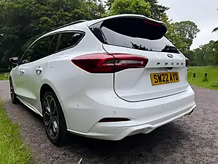 Used 2022 Ford Focus ST-Line Vignale White - Interior and Exterior details 8