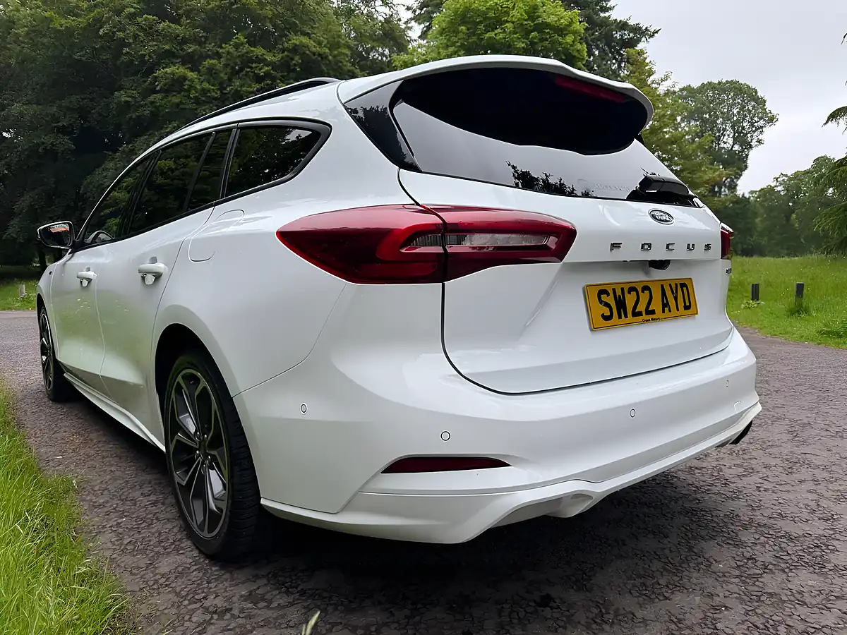 Used 2022 Ford Focus ST-Line Vignale White - Interior and Exterior details 8