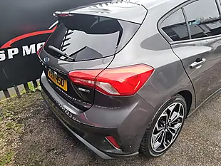 Used 2022 Ford Focus ST-Line X Edition Grey - Interior and Exterior details 9