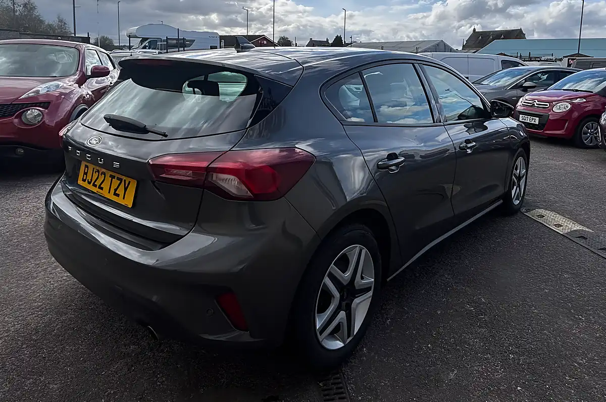 Used 2022 Ford Focus Trend Grey - Interior and Exterior details 6