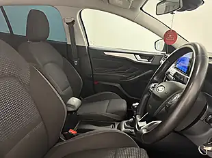 Used 2022 Ford Focus Zetec Silver - Interior and Exterior details 10