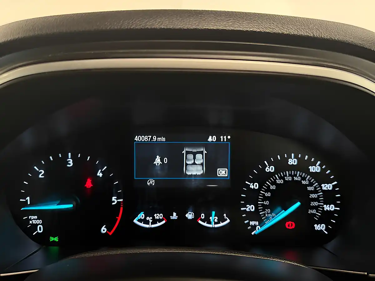 Used 2022 Ford Focus Zetec Silver - Interior and Exterior details 14