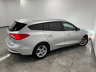 Used 2022 Ford Focus Zetec Silver - Interior and Exterior details 8