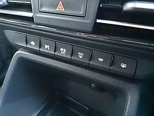 Used 2022 Ford Grand Tourneo Connect Active Boundless Blue - Interior and Exterior details 12