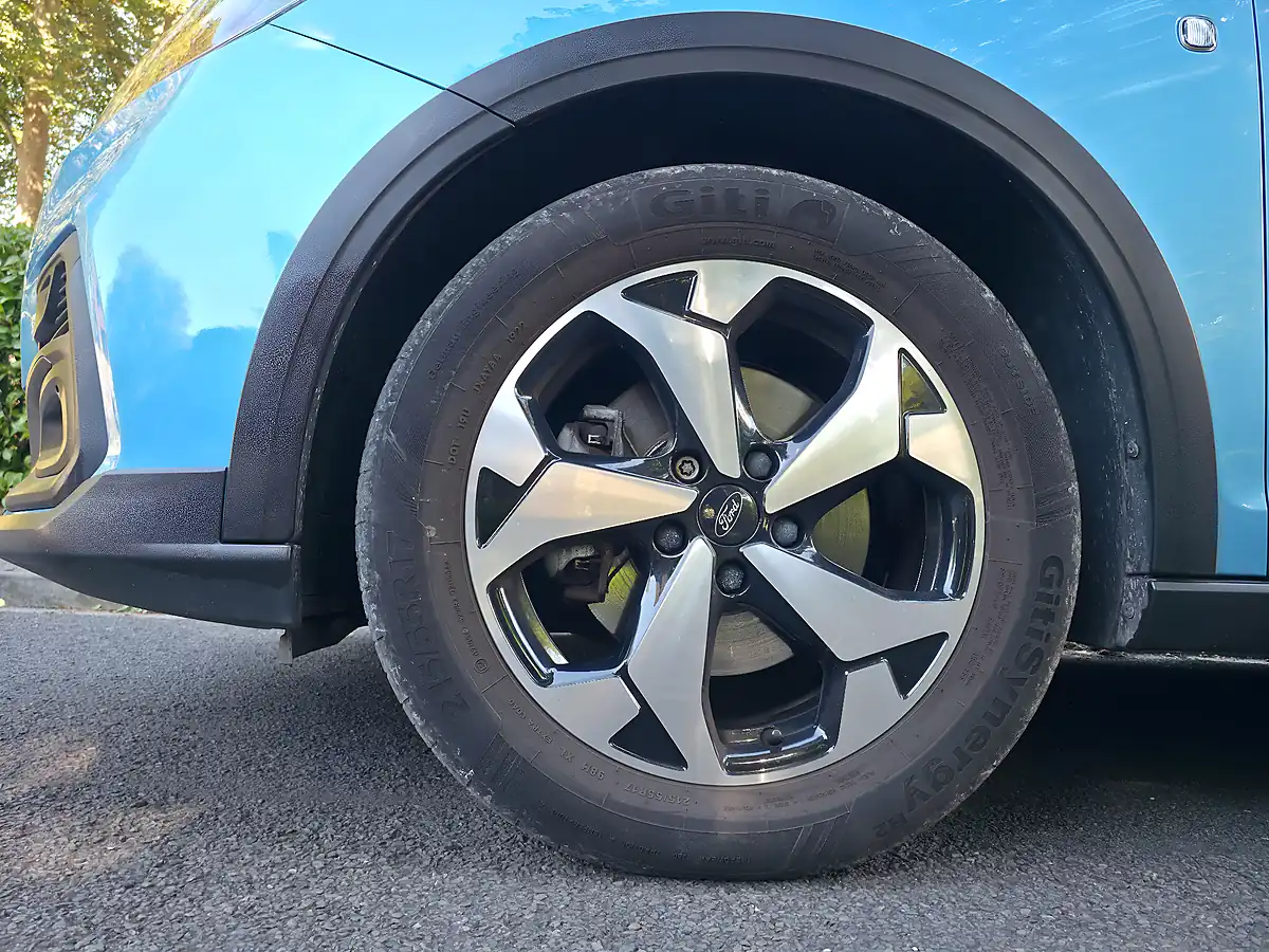Used 2022 Ford Grand Tourneo Connect Active Boundless Blue - Interior and Exterior details 14