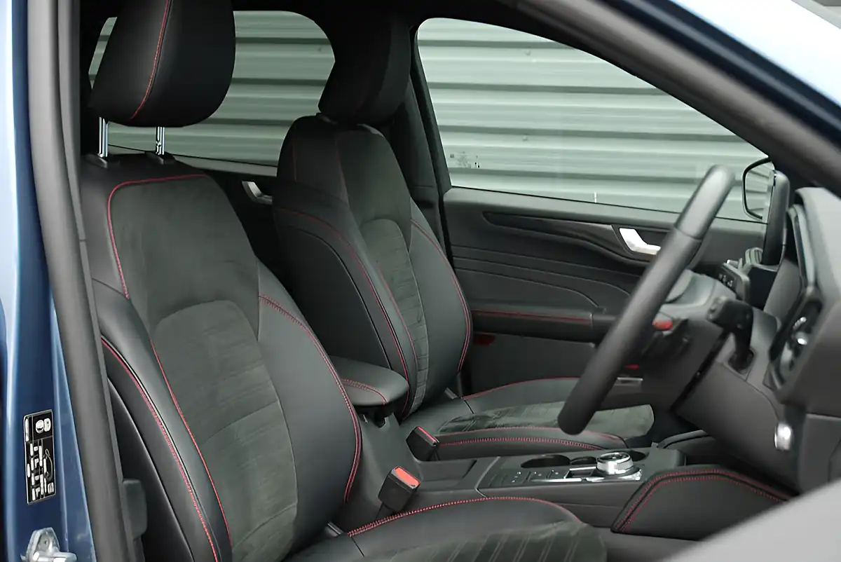Used 2022 Ford Kuga ST-Line Edition Blue - Interior and Exterior details 6