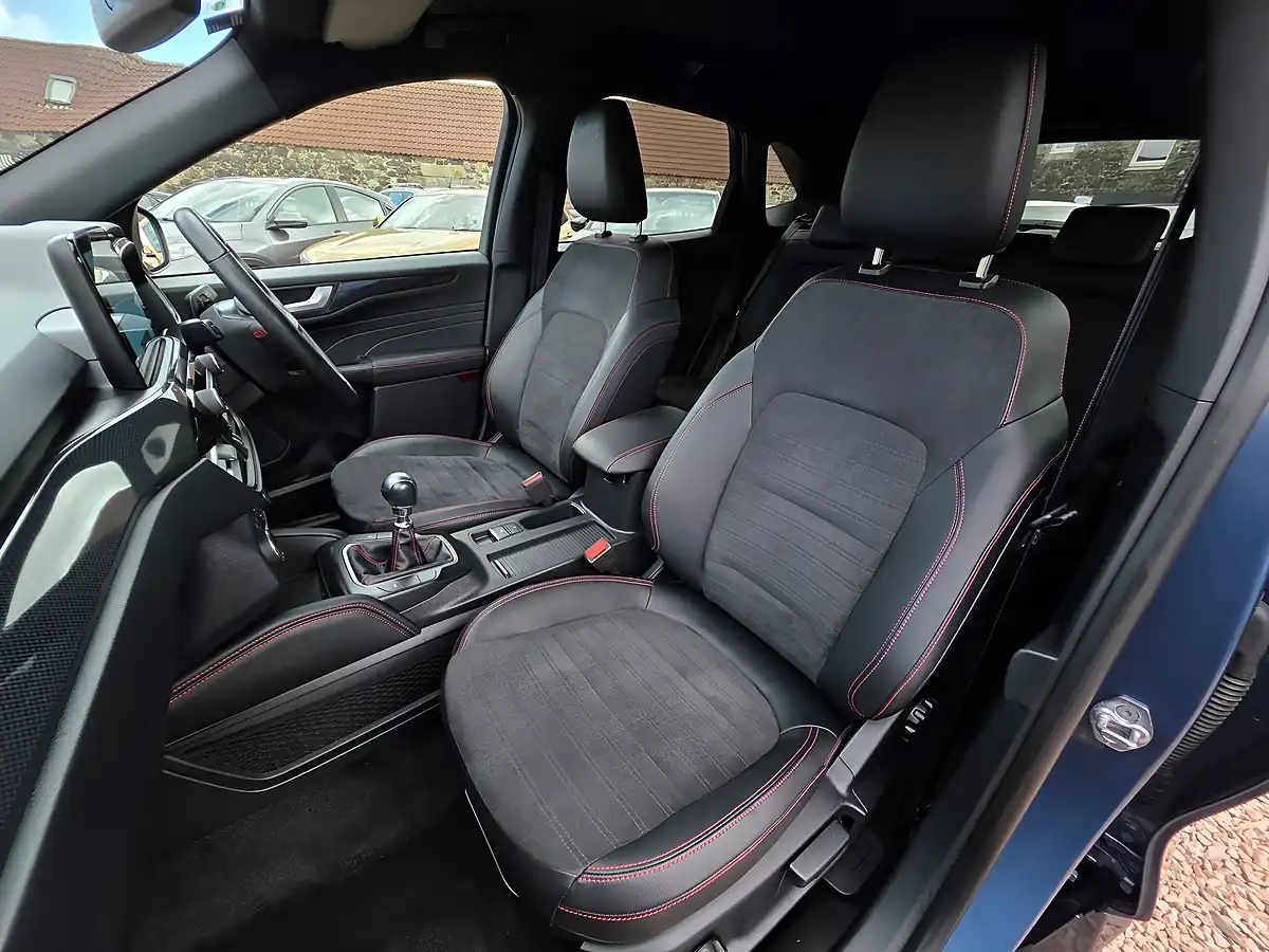 Used 2022 Ford Kuga ST-Line Edition Chrome Blue Metallic - Interior and Exterior details 10