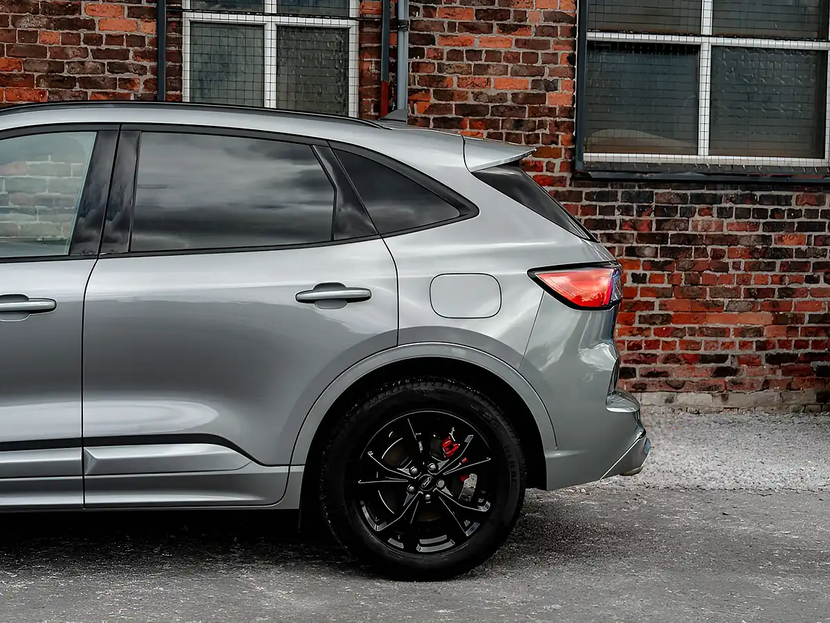 Used 2022 Ford Kuga ST-Line Silver - Interior and Exterior details 15