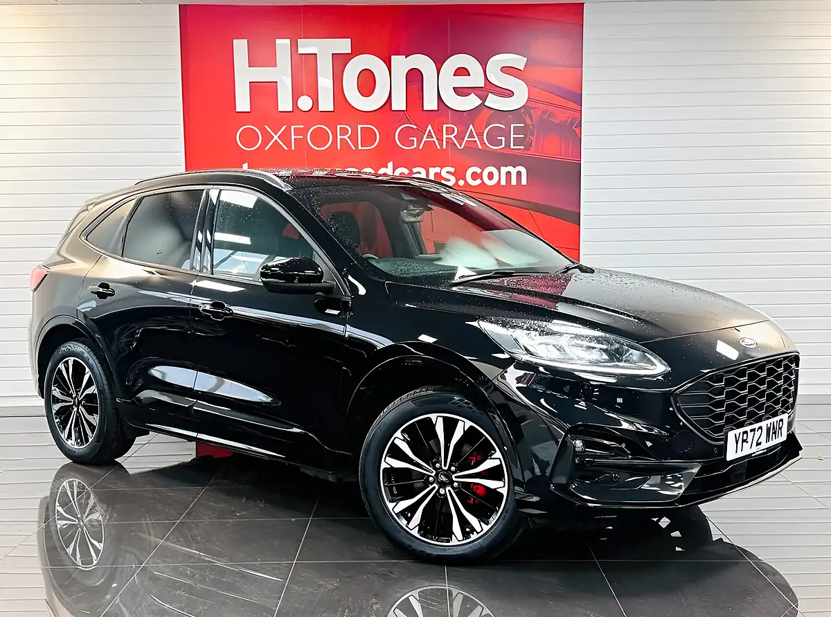 Used 2022 Ford Kuga ST-Line X Edition Black - Front View