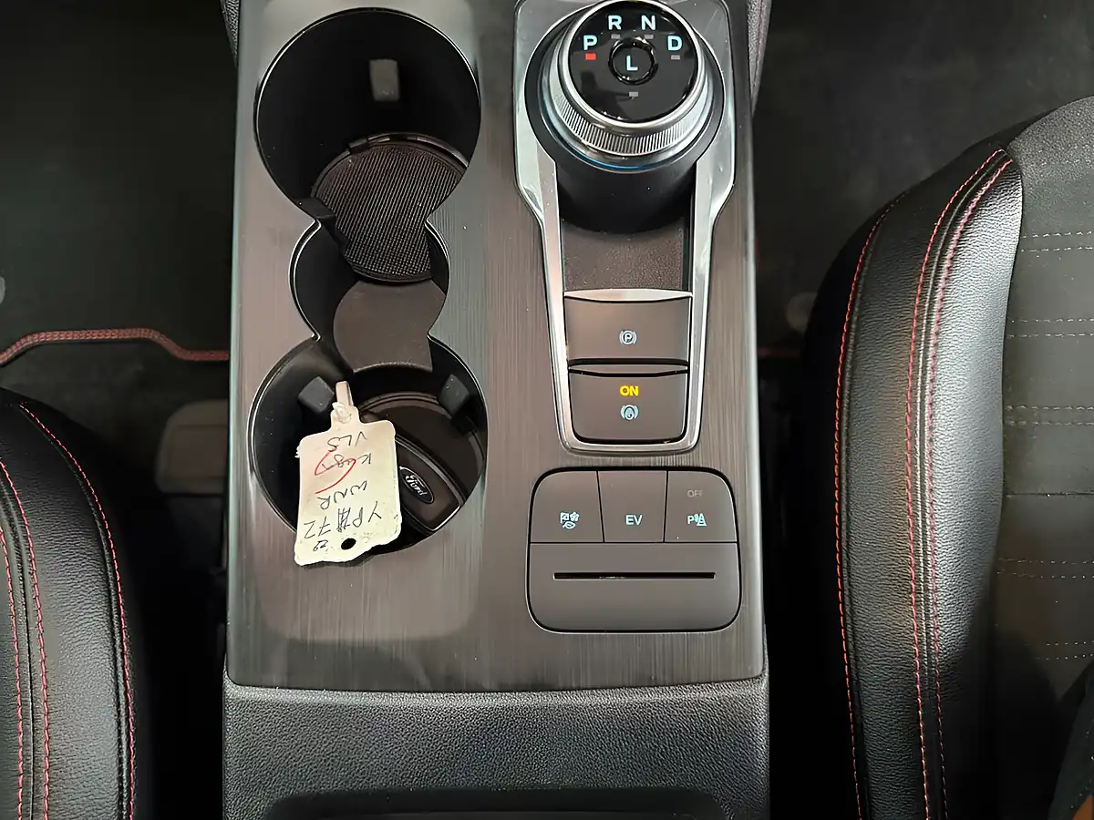 Used 2022 Ford Kuga ST-Line X Edition Black - Interior and Exterior details 20