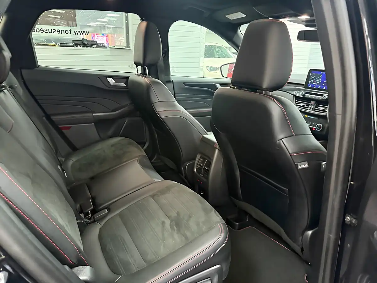 Used 2022 Ford Kuga ST-Line X Edition Black - Interior and Exterior details 4