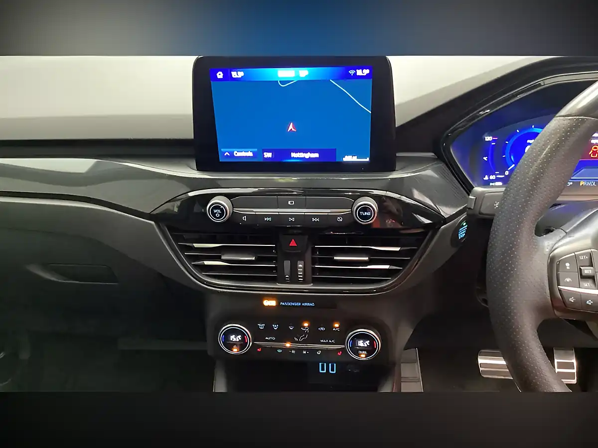 Used 2022 Ford Kuga ST-Line X Edition Blue - Interior and Exterior details 13