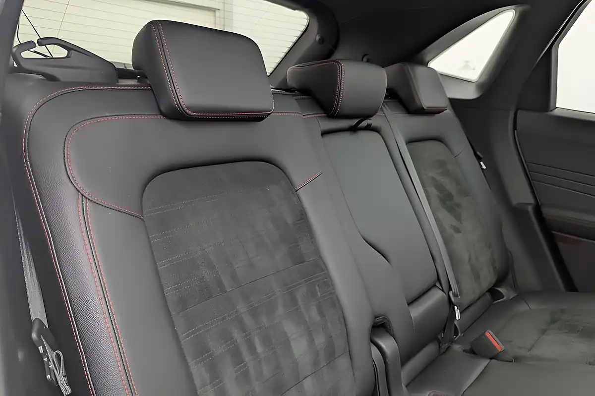 Used 2022 Ford Kuga ST-Line X Edition Frozen White - Interior and Exterior details 19