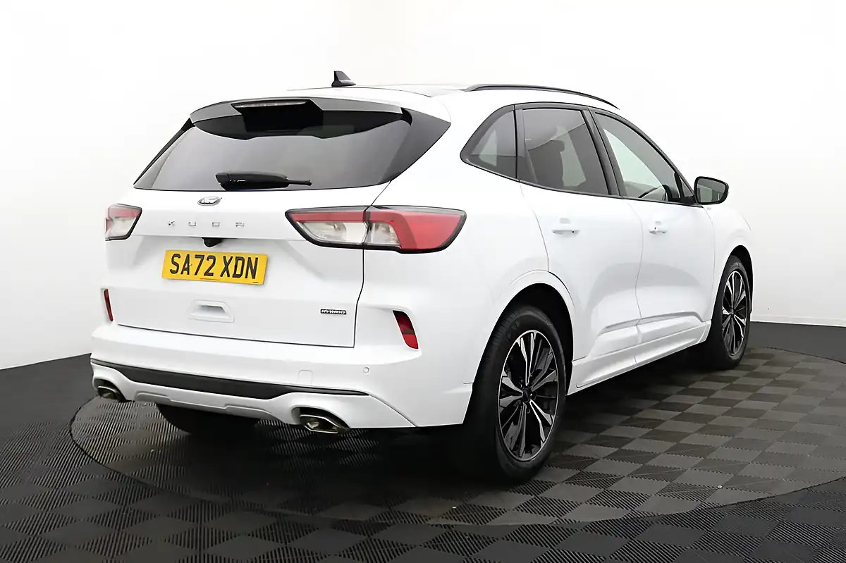 Used 2022 Ford Kuga ST-Line X Edition Frozen White - Interior and Exterior details 4