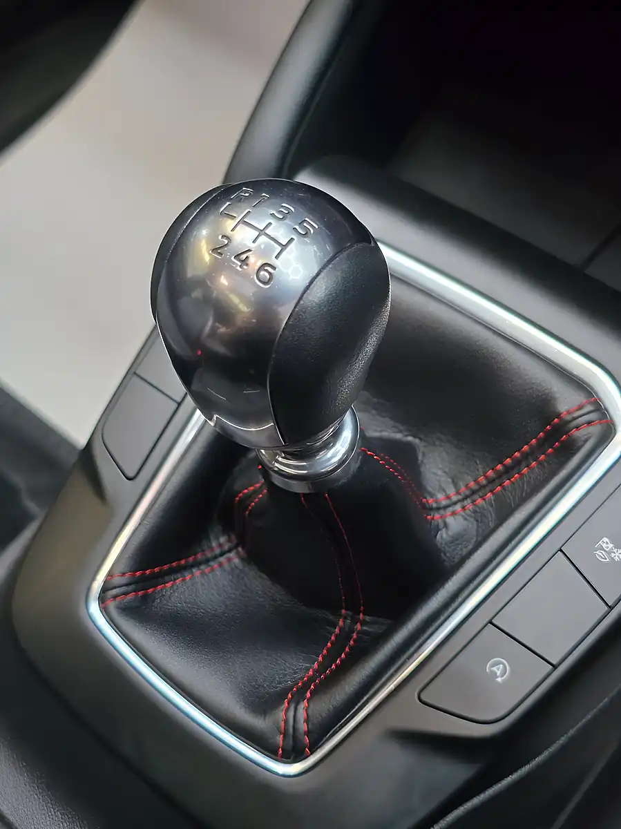Used 2022 Ford Kuga ST-Line X Edition Grey - Interior and Exterior details 17