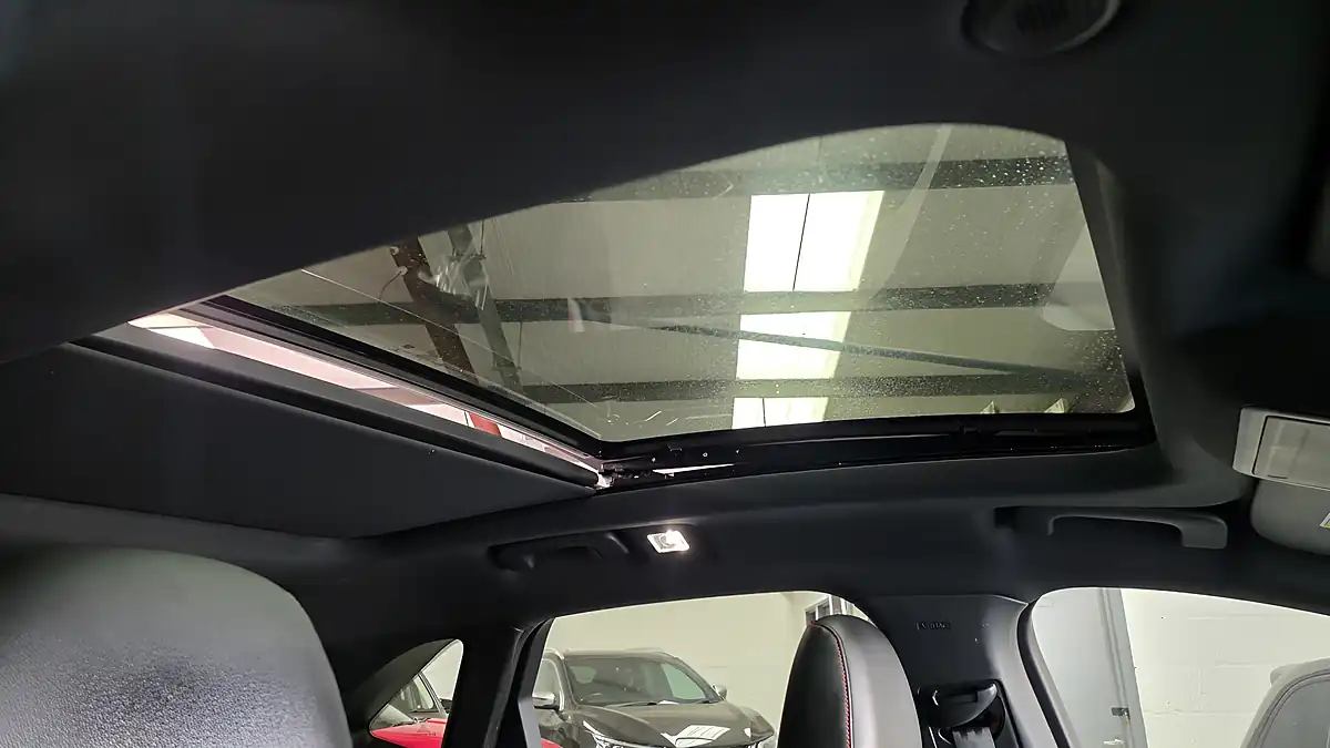 Used 2022 Ford Kuga ST-Line X Edition Silver - Interior and Exterior details 20