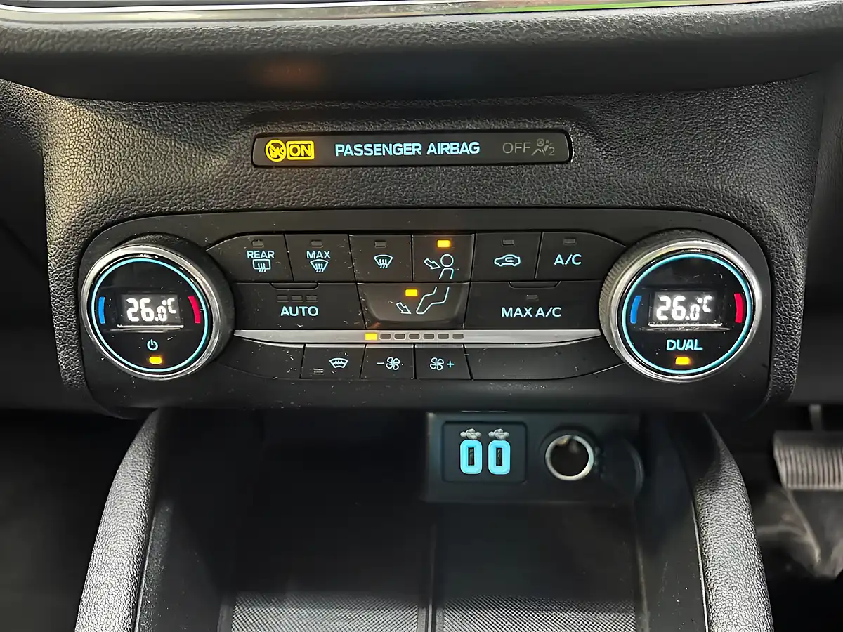Used 2022 Ford Kuga Titanium Blue - Interior and Exterior details 18