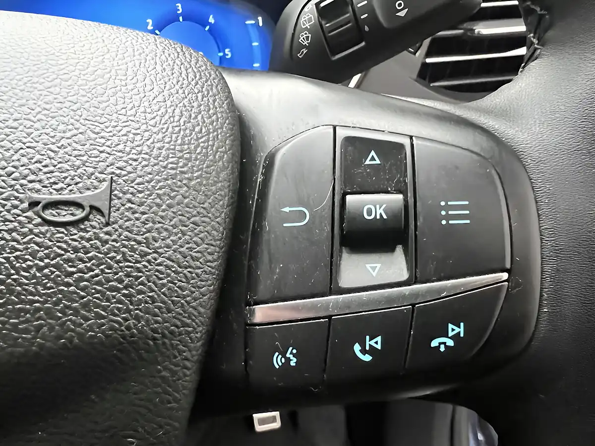 Used 2022 Ford Kuga Titanium Blue - Interior and Exterior details 20
